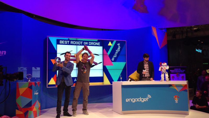 AirDog atzīts par labāko CES 2015 robotu