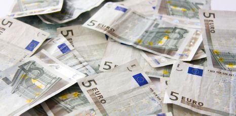 ES Latvijai pārskaita 0,5 miljardus eiro