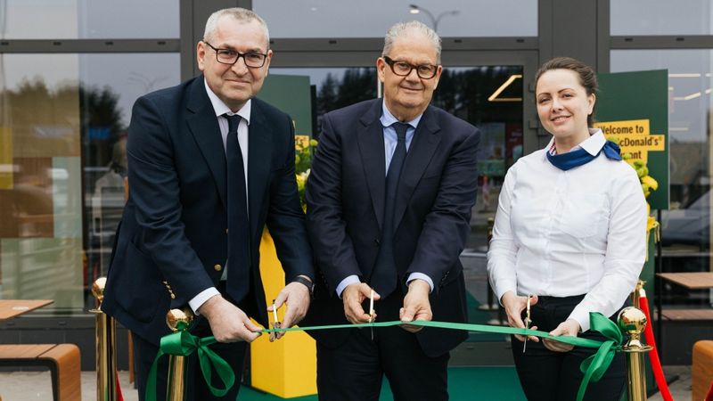 McDonald's investē 1,6 miljonus eiro jaunā ēdināšanas vietā Krustkalnos