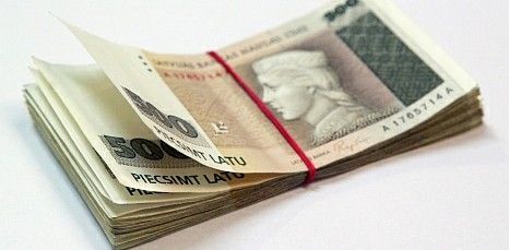 SAB apgalvo, ka tā amatpersonas nav saistītas ar naudas atmazgāšanu