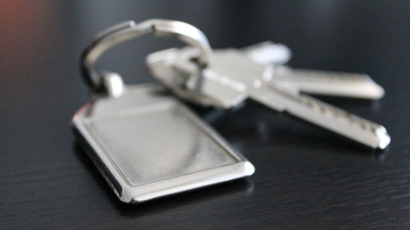 Bankas pārstāvis: lētāki nekustamie īpašumi bez garantijas neliecina par tirgus kropļošanu