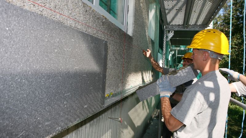 Rezervēti 95% no daudzdzīvokļu māju atjaunošanai paredzētajiem līdzekļiem