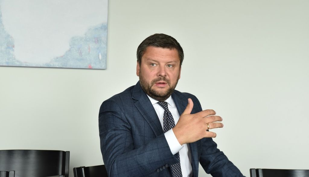 Dalībnieku  «šķiršanās» ar tiesas lēmumu