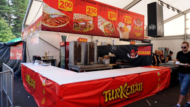 Turkebab par vēdergraižu skandālu: SPKC nezina, ar ko saslimuši cietušie, bet zina, kurš vainīgs