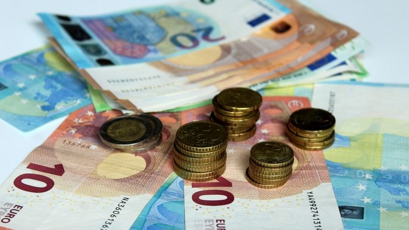 Šoruden pilnā apmērā indeksēs pensijas līdz 1488 eiro, tās palielinot par 6,35% līdz 7,87%