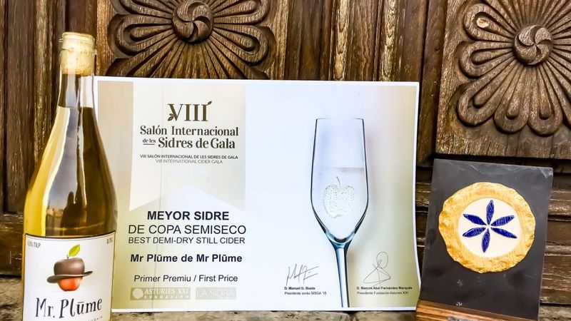 Mr.Plūme sidra ražotājs gūst uzvaru starptautiskā sidru konkursā