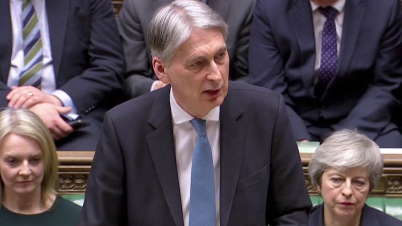 Hamonds: Lielbritānijas parlaments, visticamāk, apsvērs jauna Brexit referenduma sarīkošanu