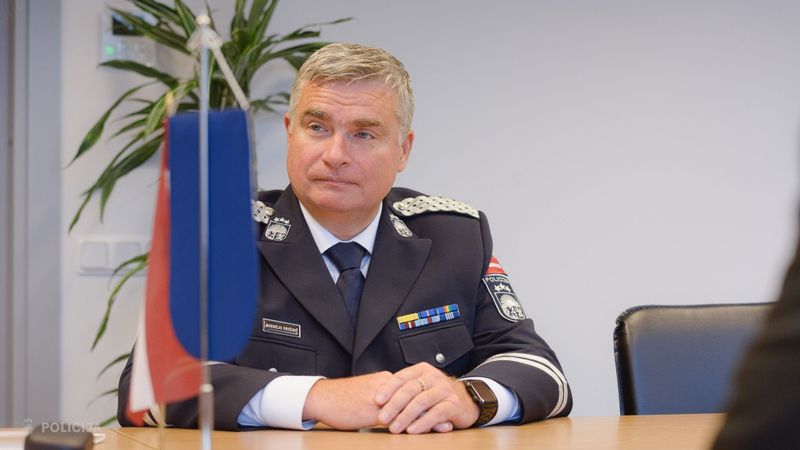 Grišinu apstiprina Nodokļu un muitas policijas priekšnieka amatā