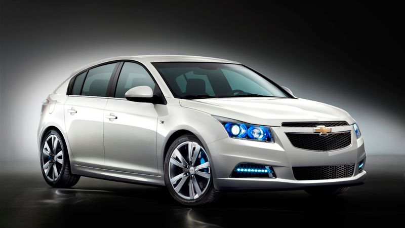 Elegantais Chevrolet Cruze hečbeks 