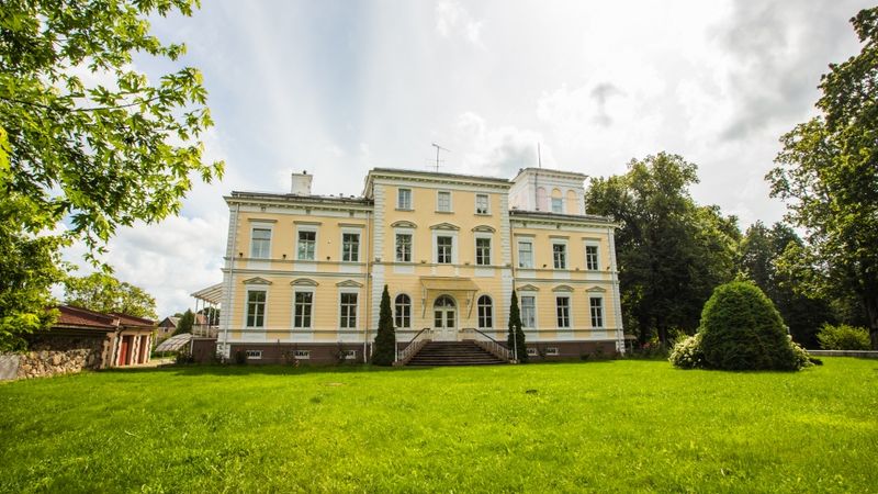 Igates pils kompleksa izsoles sākumcena - 910 000 eiro