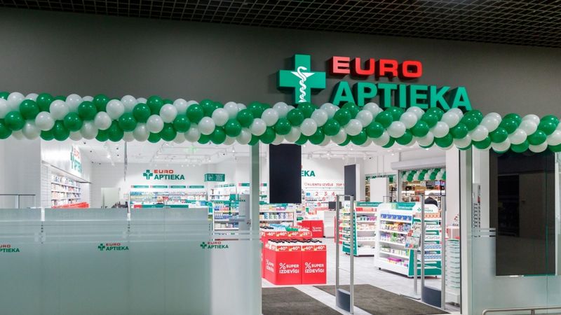 Euroaptieka atver pirmo diennakts aptieku