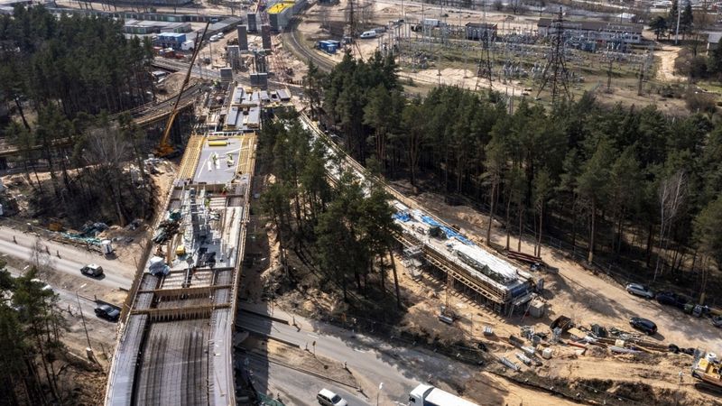 FOTO: Kā top 45,4 miljonus eiro vērtais Sarkandaugavas pārvads