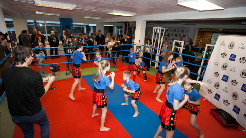 Rīgā atklāta daudzfunkcionāla cīņas sporta zāle