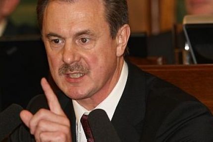 Kristovskis: Latvijas pieredzi finanšu stabilitātes nodrošināšanā varētu izmantot grūtībās nonākušās eiro zonas valstis