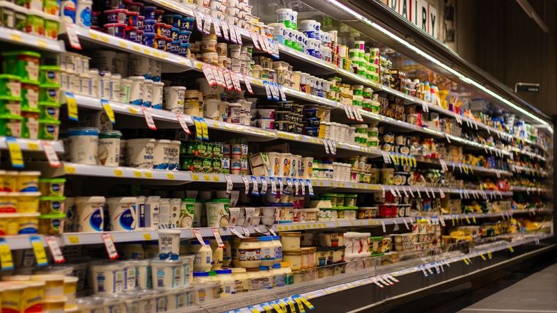 Anglijā varētu pieaugt pārtikas produktu cenas