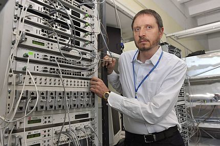 SAF Tehnika uz Kanādu piegādās bezvadu datu pārraides ierīces