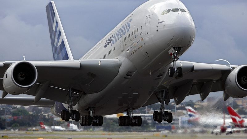 Atsevišķos Airbus lidmašīnu modeļos atklātas plaisas