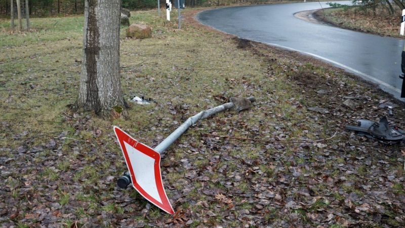 Automašīnās ieviesīs obligātu ātruma ierobežošanas tehnoloģiju