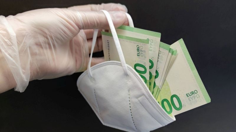 Ieilgusī atbalsta gaidīšana uzņēmējiem liek justies kā lūdzējiem