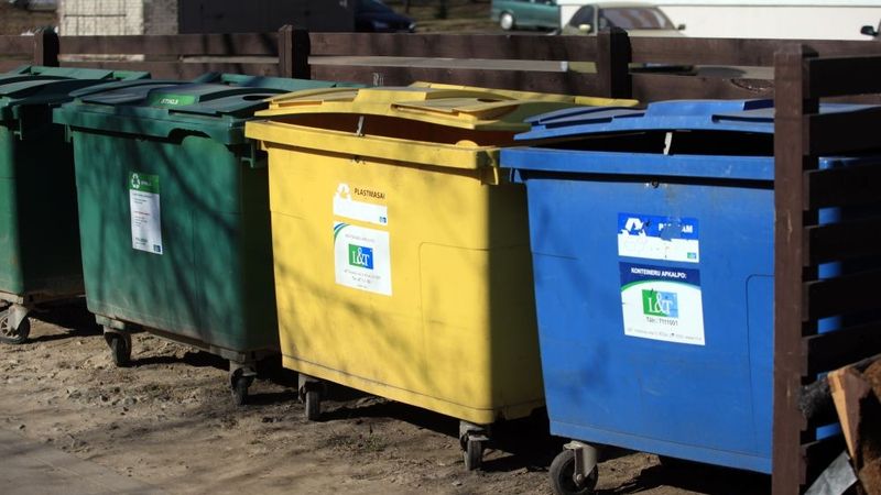 Rīgā veidos vai modernizēs 2500 dalītās atkritumu vākšanas punktus