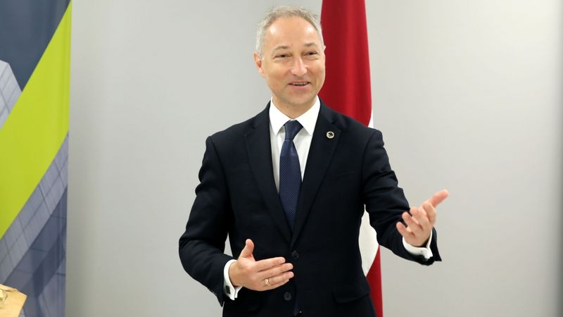 Bordāns atteicies no solītā visaptverošā tieslietu sistēmas audita