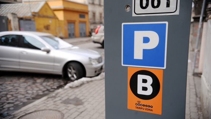 Broka prasa Ušakovam paskaidrojumu par iejaukšanos Mobilly biznesā