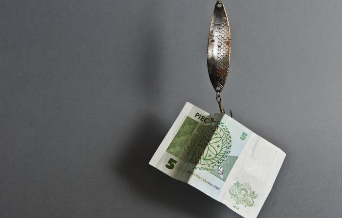 Kipras nedienas palīdzēs Latvijai pievilināt Krievijas naudu; FKTK uz to necer