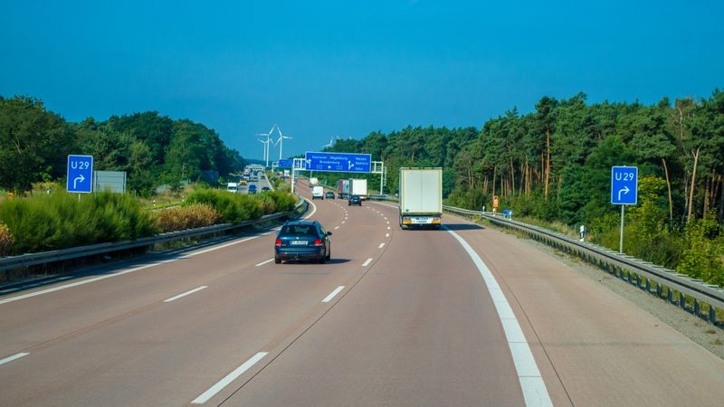 Polijā sāks darboties jauna elektroniskās ceļu maksas iekasēšanas sistēma