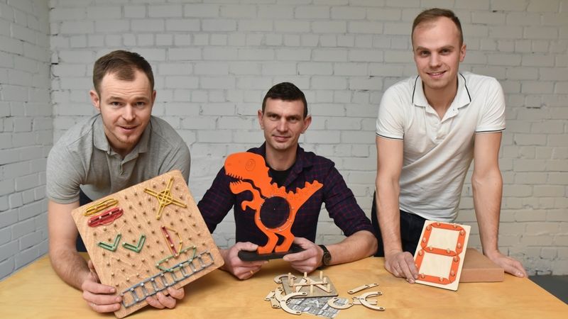 FOTO: Jelgavā radītās rotaļlietas pieprasītas pasaulē