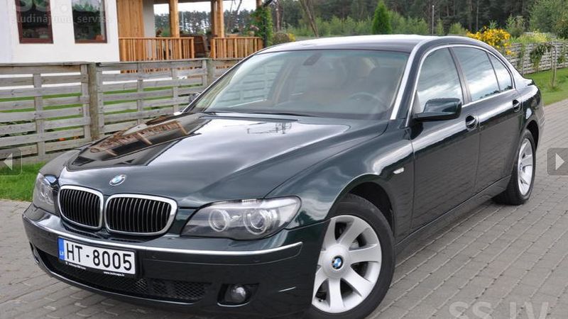 SS.lv pārdošanā izlikts eksprezidenta Ulmaņa limuzīns - BMW 750