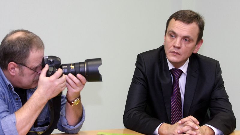 Papildināts ar foto - Olainfarm ieiet aptieku biznesā