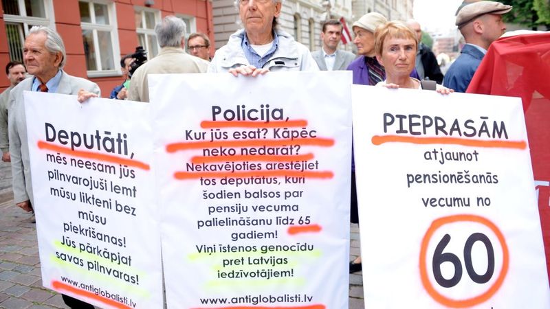 Pensionēšanās vecumu paaugstina līdz 65 gadiem