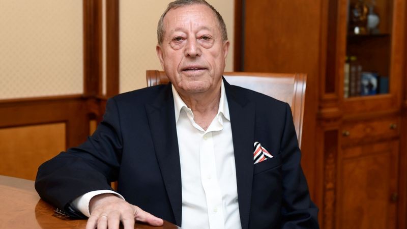 Dzintara stratēģis meklēs jaunus ceļus