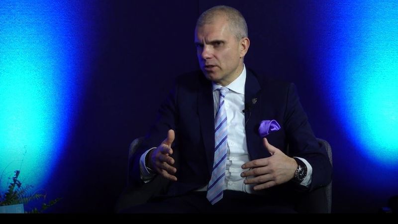 Rostovskis: Uzņēmēji krīzes apstākļos darbojas veiksmīgāk par valdību
