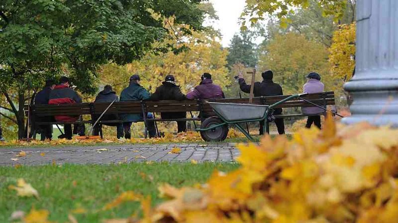 Simtlatnieku pasākums neesot samazinājis nabadzības risku 
