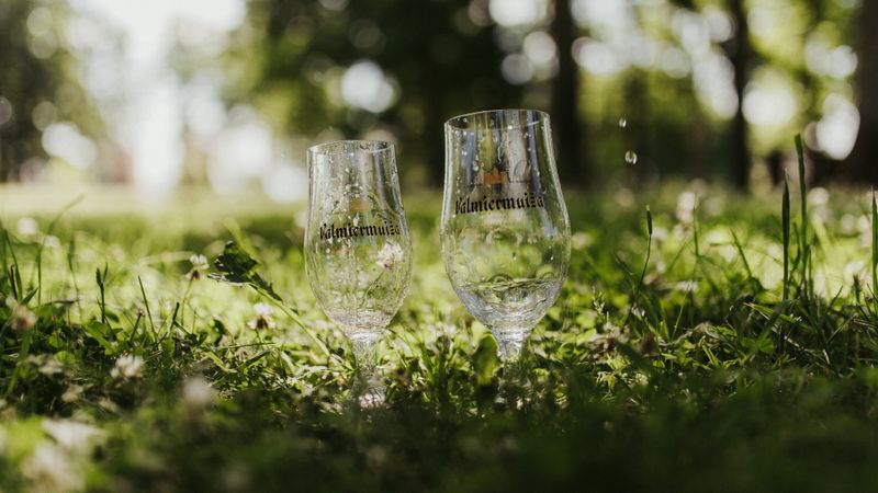 Investējot 10 000 eiro, Valmiermuižas alus radījis depozītglāzes