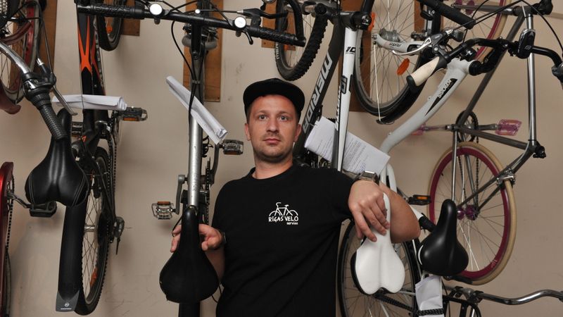 Nodrošina ziemotni velosipēdiem, kuriem nav vietas saimnieku mājās