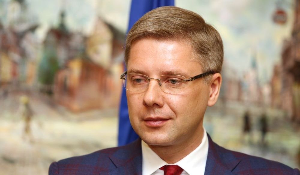 Ušakovs apstrīdējis Pūces lēmumu par atstādināšanu no Rīgas domes priekšsēdētāja amata
