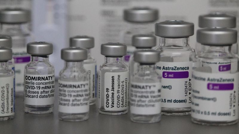 BioNTech slēgs ražotnes un likvidēs 1860 darbavietas