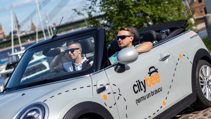 CityBee papildina autoparku ar kabrioletiem