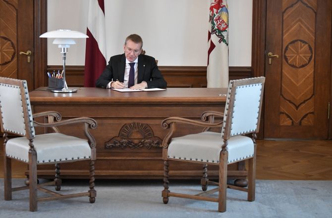 Būtisku nepilnību dēļ prezidents prasa caurlūkot grozījumus Administratīvās atbildības likumā