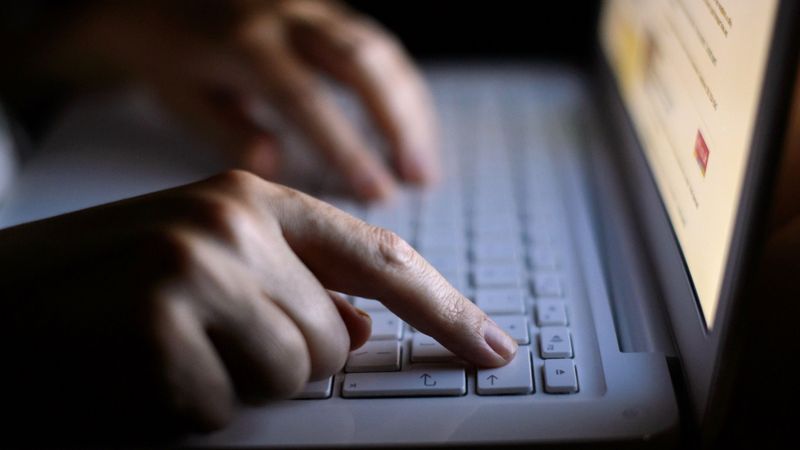 Interneta veikali maldina apmeklētājus