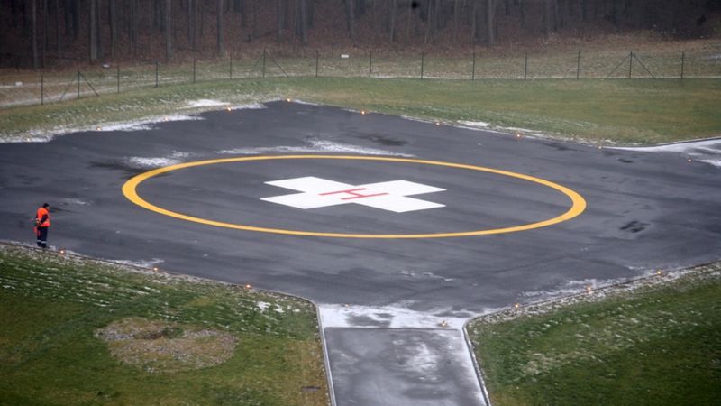 Par helikoptera laukumu uz jumta pieprasa paskaidrojumus premjeram