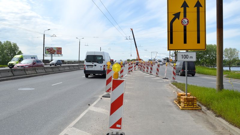 Salu tilta brauktuvei ieklās segumu; jārēķinās ar satiksmes ierobežojumiem