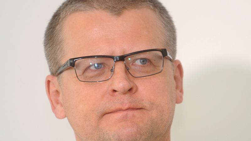 Belēvičs: Sāls trauks sabiedriskās ēdināšanas vietās uz galda nestāvēs