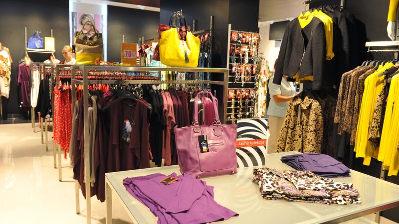 Vaide sadala «olas» pa vairākiem groziņiem