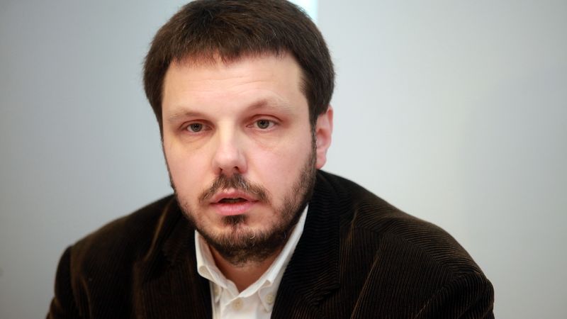 Ikstens: Prezidents gražojas, sapinas skaidrojumos un pretenzijās