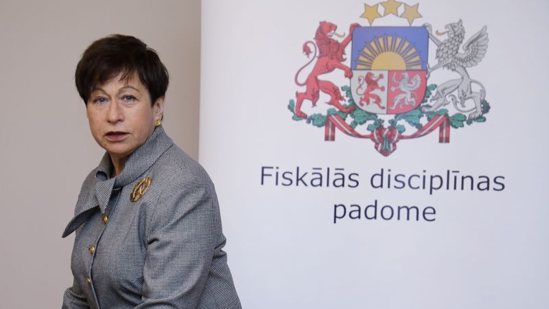 Valdībai draud iespēja krist otrā galējībā, atbalstot tos, kas krīzē necieš
