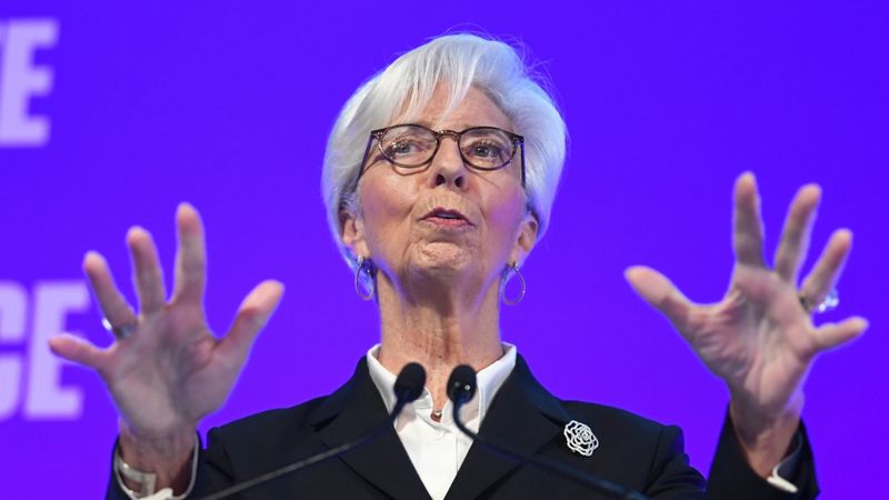 ECB gatava "veikt attiecīgus pasākumus" saistībā ar koronavīrusu