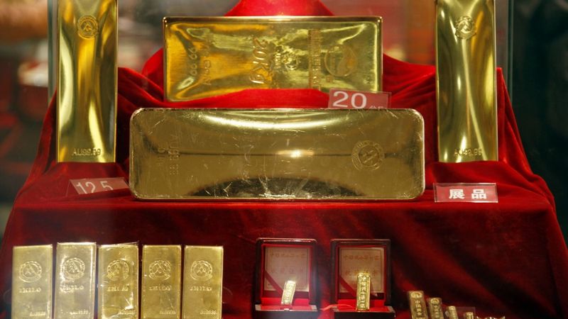 Zelta cena nespēj pārkāpt 1200 dolāru robežu